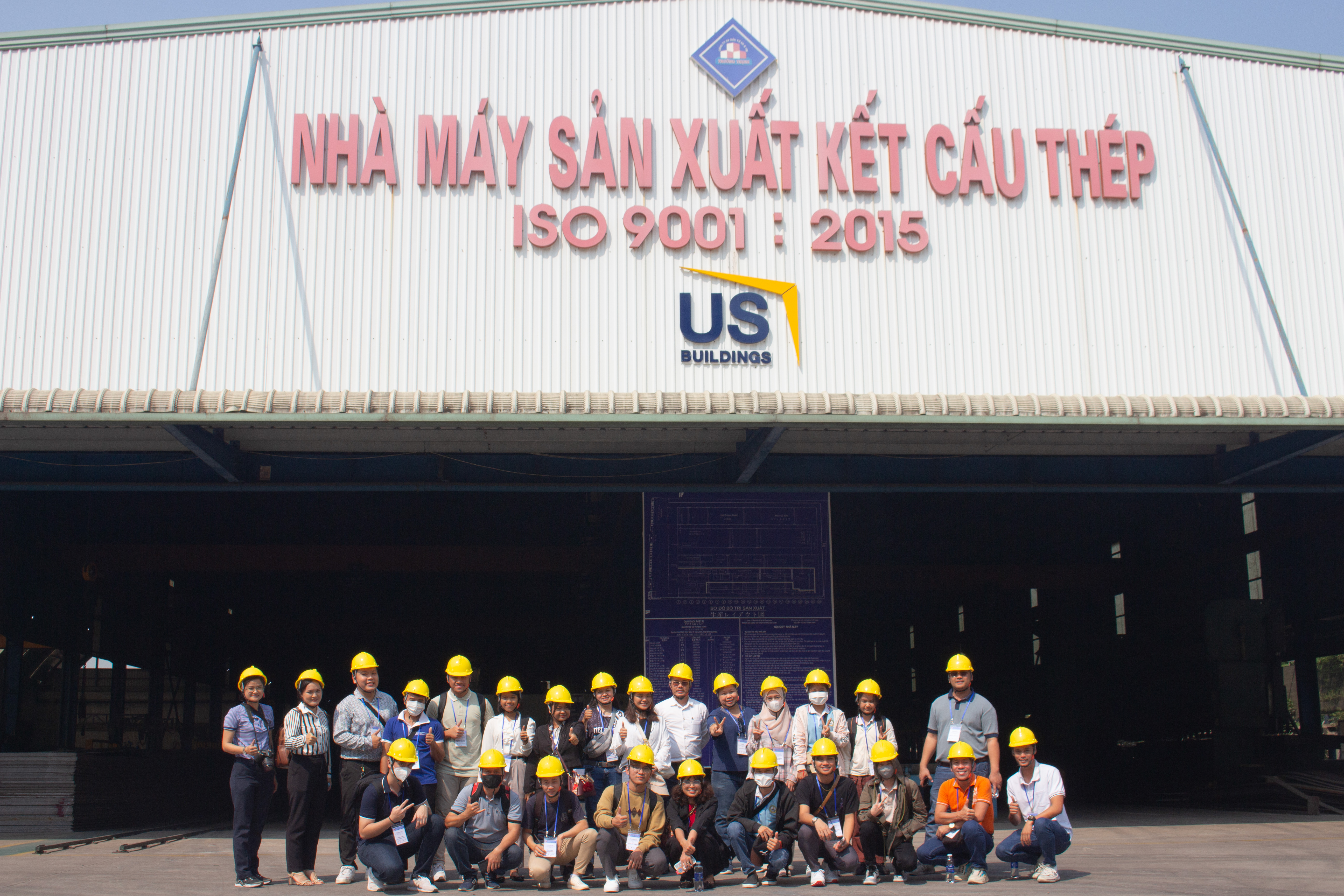Đoàn Sinh Viên Lưu Chuyển GDNN ASEAN - Hàn Quốc đến tham quan nhà máy Kết Cấu Thép Trường Thịnh