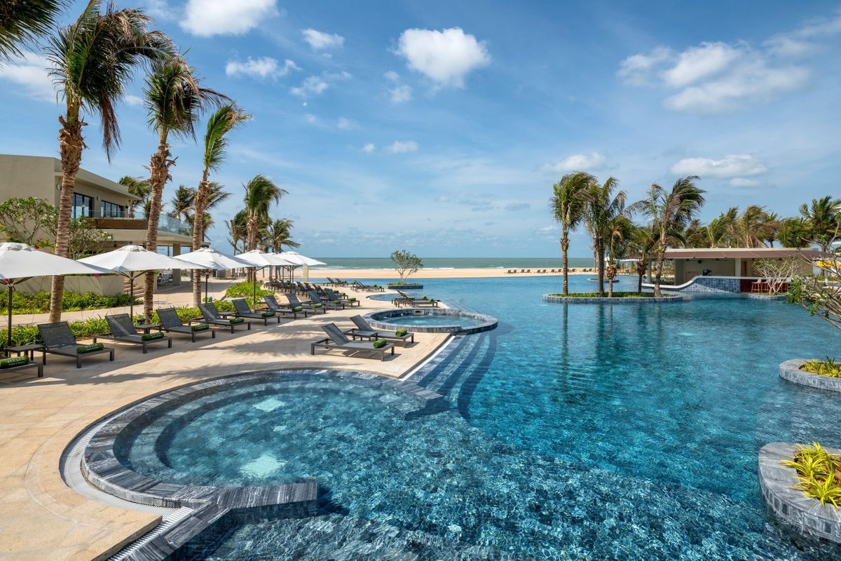 10 Khách sạn tốt nhất gần Bãi Biển Hồ Tràm - Tripadvisor