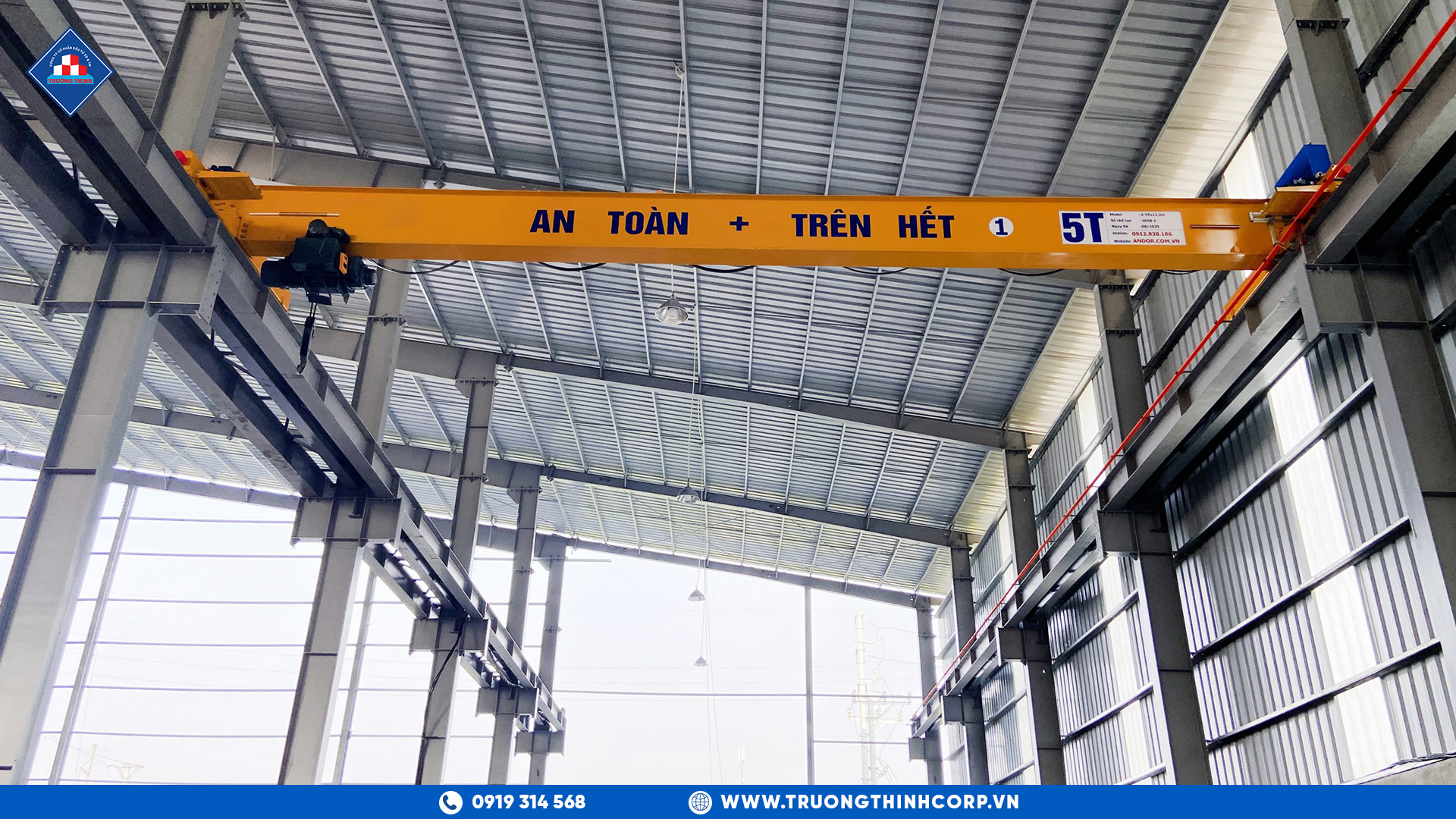 Nhà Xưởng 2 Tầng Tích Hợp Hệ Thống Cầu Trục